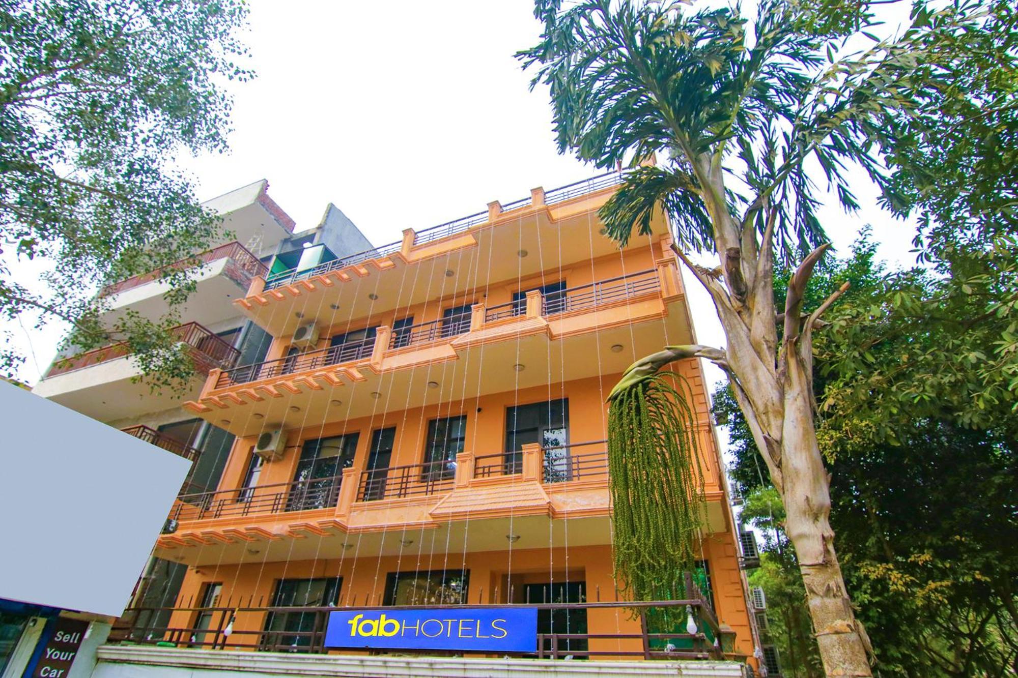 Fabhotel The Lavish Villa Badshahpur Exterior foto